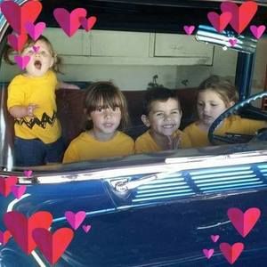 Meet your Posher, Debbie